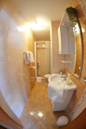 Apartment in Mundanije with Seaview, Terrace, Air condition, WIFI (3748-3)