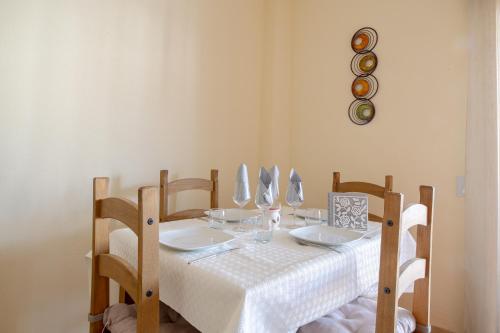 2261-Superb apt on the beach, on Duquesa harbour, Манильва (фото 9)
