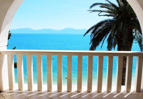  Apartment in Brist with Seaview, Loggia, Air condition, WIFI (3772-4) in Brist
