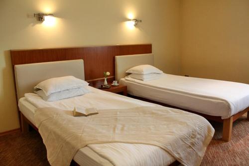 Hotel Park Central - image 4