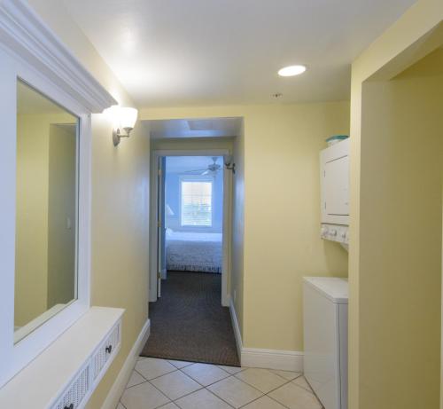 Two-Bedroom Apartment image 4