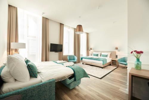 Junior Suite image 2