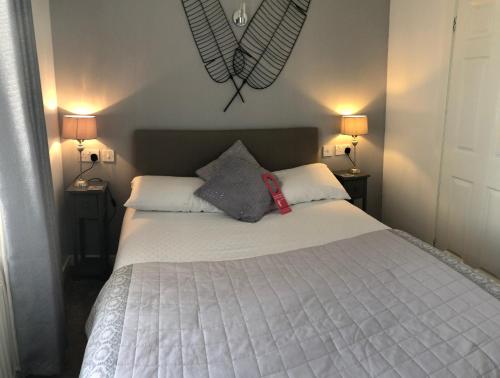 Four Seasons Guest House - main image