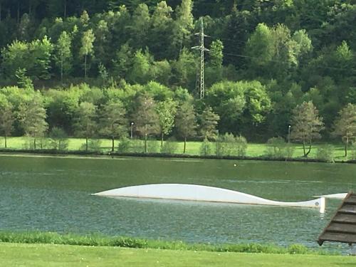 App mit Seeblick am Hillebachsee in Winterberg OT in Niedersfeld