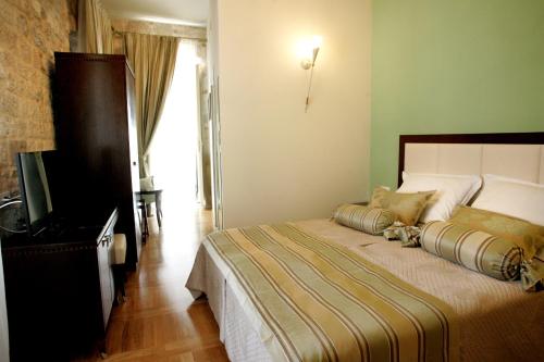 Palace Augubio - image 6