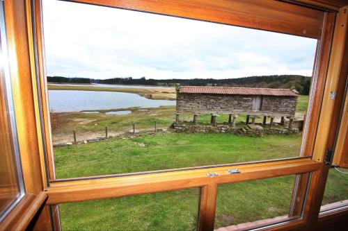 Casa Embalse da Fervenza in Mazaricos