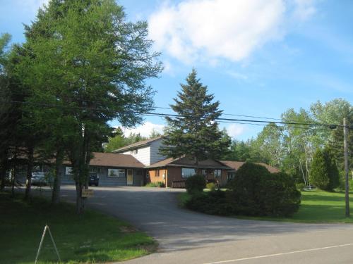 Ieeja, Sherbrooke Village Inn in Sherbrooke (NS)