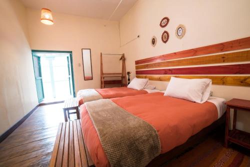 

Gaia House