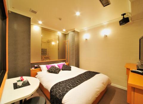 Hotel California Kaminarimon (Adult Only) – Tokyo, NY