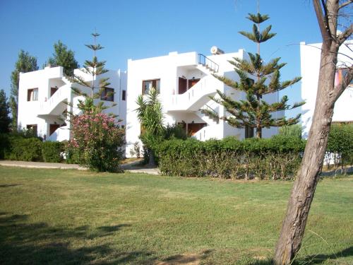  San Antonio Apartments in Kolimvárion