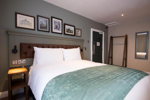 Innkeeper's Lodge Canterbury - image 12