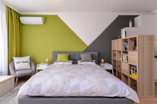 The Spot - fully equipped, central, modern studio by Flat Mаnager, Sofía (foto 10)