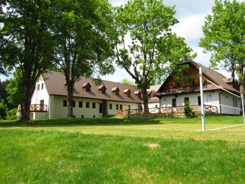 Rodinný hotel Pod Bílou skálou - Hotel - České Křižánky