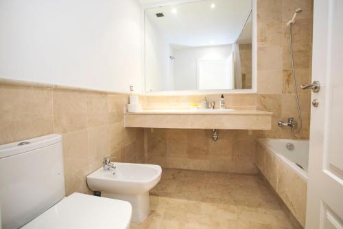Aloha Royal, Calle Auriga, 29660 Marbella, Malaga, Spain