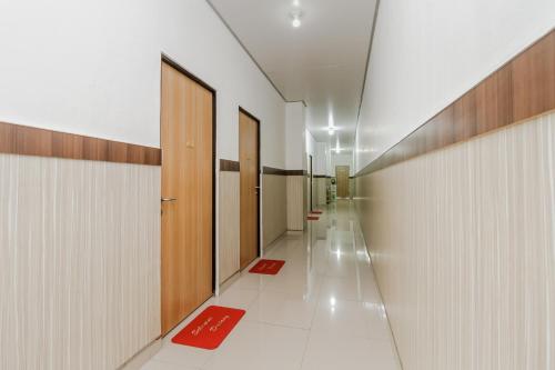 RedDoorz Syariah near RSU Suaka Insan Banjarmasin