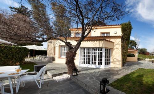 Entrada, Villa Gaudi in Sant Just Desvern