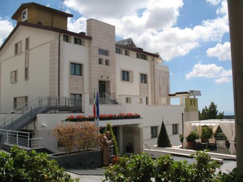 Hotel Vittoria - image 2