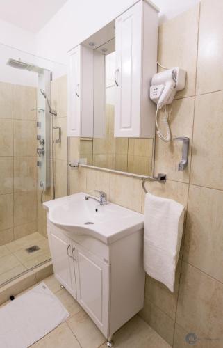 Apartments Vila Marija - image 3