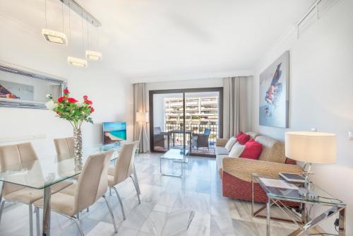  Jardines Del Puerto, Pension in Marbella