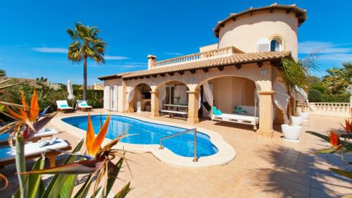 V. Bel Villa - image 14