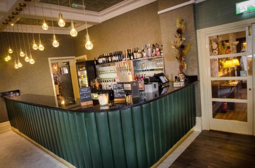 The Royal Station Hotel - image 3