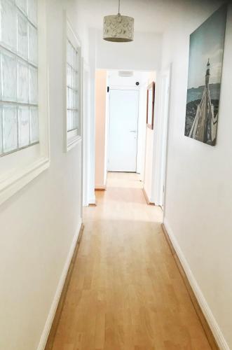 1 Fitzhamon Embankment APARTMENTS - image 7