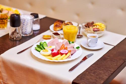 La Boutique - image 6