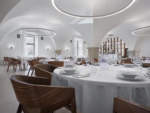 Lotrinský hotel - image 14