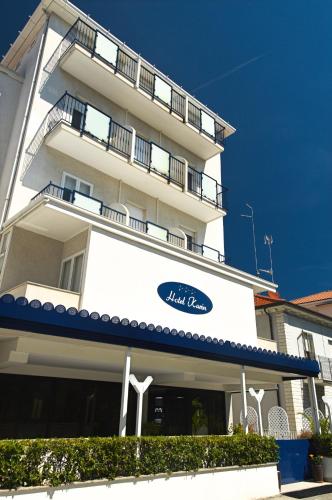 Hotel Karin