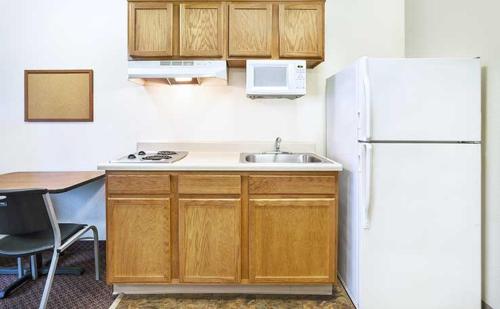 bucătărie, WoodSpring Suites Holland - Grand Rapids in Holland
