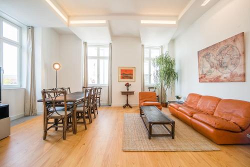  Spacious & Bright Apartment in Cais Sodre in Lissabon