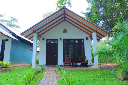 Deluxe Couple Room with Nature View image 8