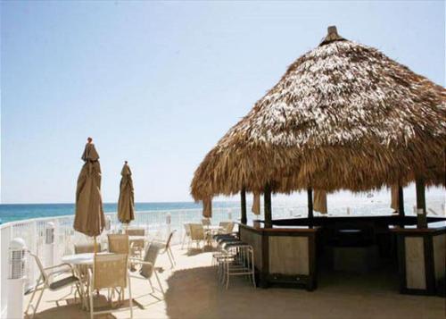 Emerald Beach 2032 - image 2