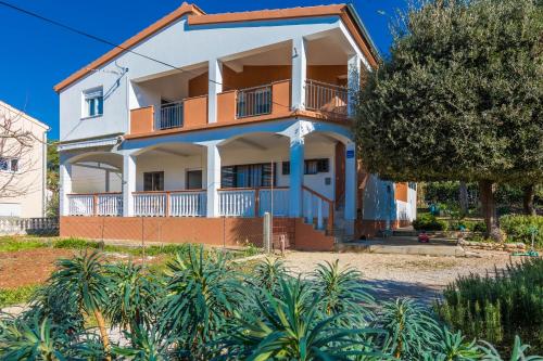  Apartman Ines in Bibinje