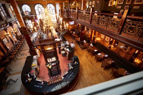 Counting House - image 3