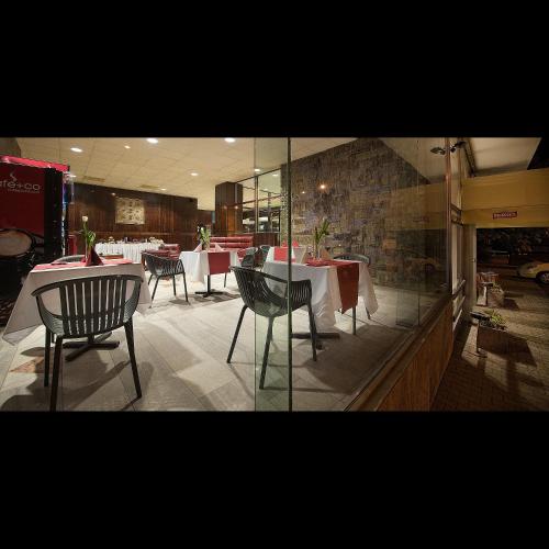 Hotel Kladno - image 11