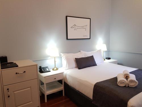1 queen bed