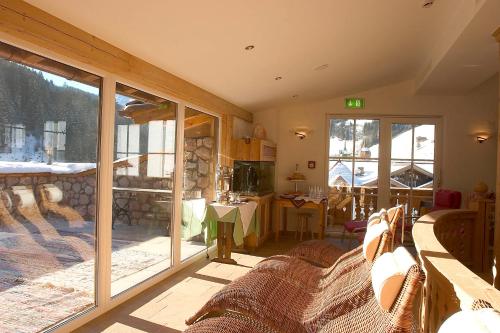 Hotel Sportalm - image 8