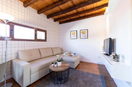 Apartamentos Puerta Del Sol IV - main image
