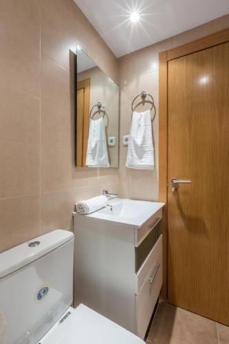 Studio Apartment image 4