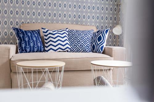 Studio Apartment image 2