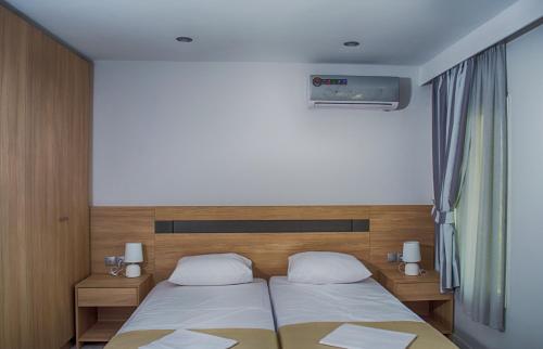  Cosmos Apartments in Ialyssos