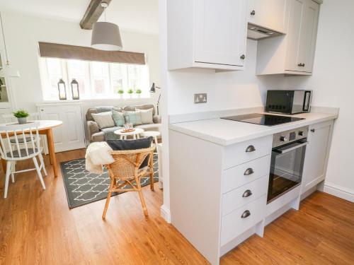 3 Poole End Clitheroe - image 11
