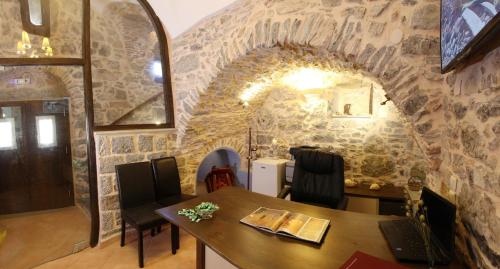 Lobby, STOES Traditional Suites in Mesta