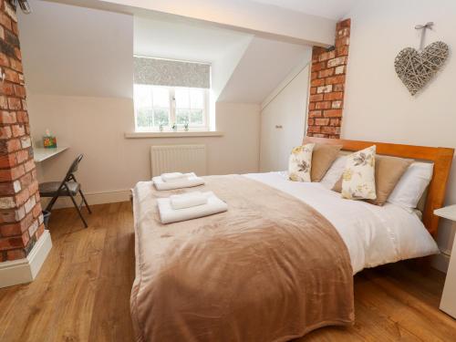 Commonwood Cottage Wrexham - image 3