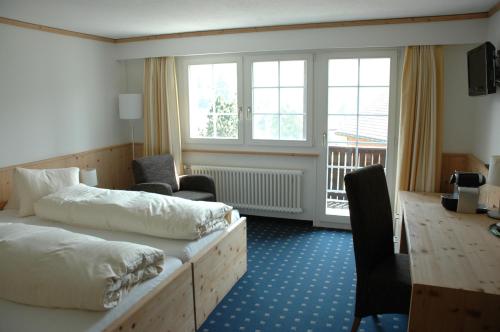 room detail thumbnail 1