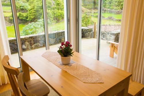 Casa dos Caldeiras in ไฟอาล ฮอตา