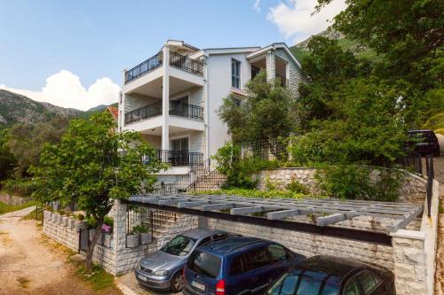 Apartments Castello Risano - image 6