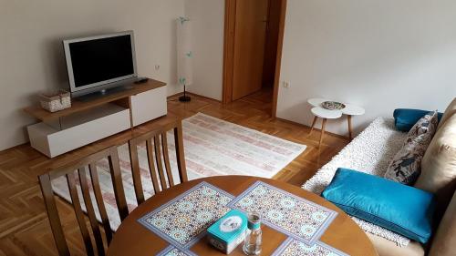 Apartment Old Town Top location Brand New - image 8