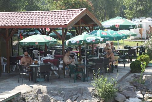 Restaurant, NaturExpert Mobilhazak-FKK Nudista Kemping Balatonbereny in Balatonlelle